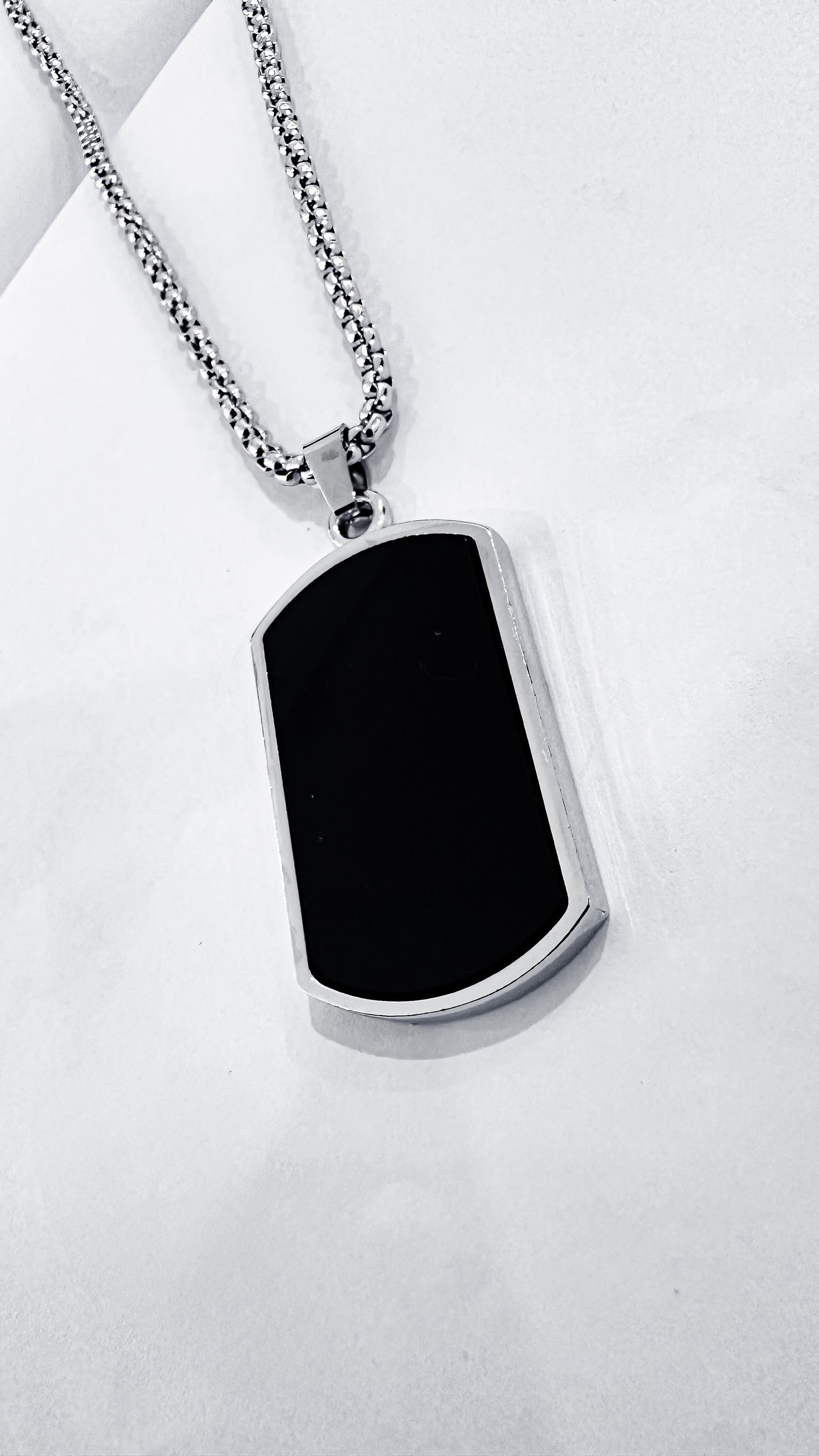 BLACK DOG-TAG NECKLACE