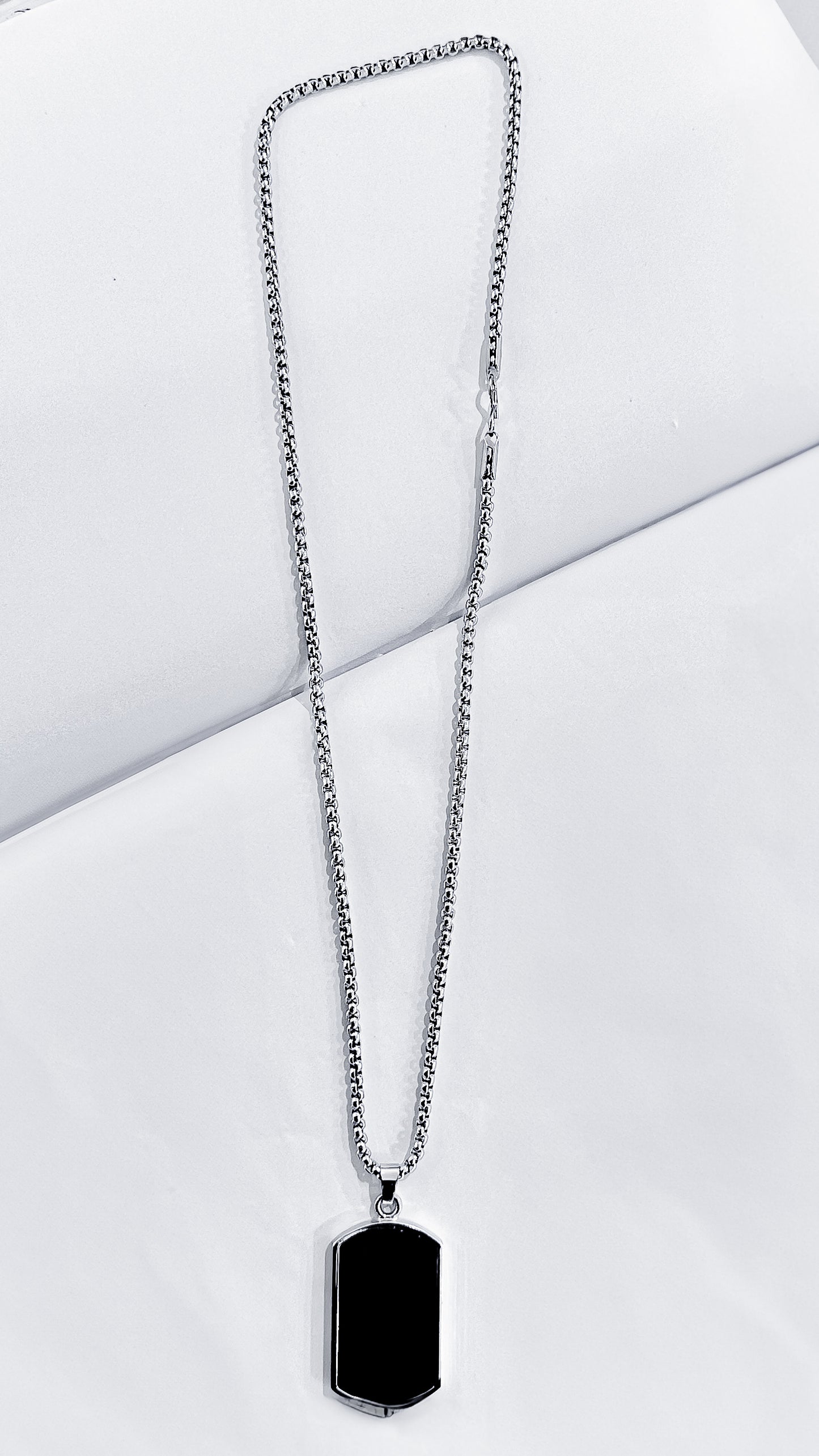 BLACK DOG-TAG NECKLACE